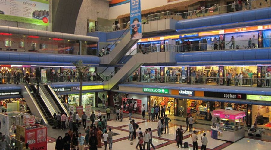 Shopping Tour Packages in North West Delhi, Delhi, India.